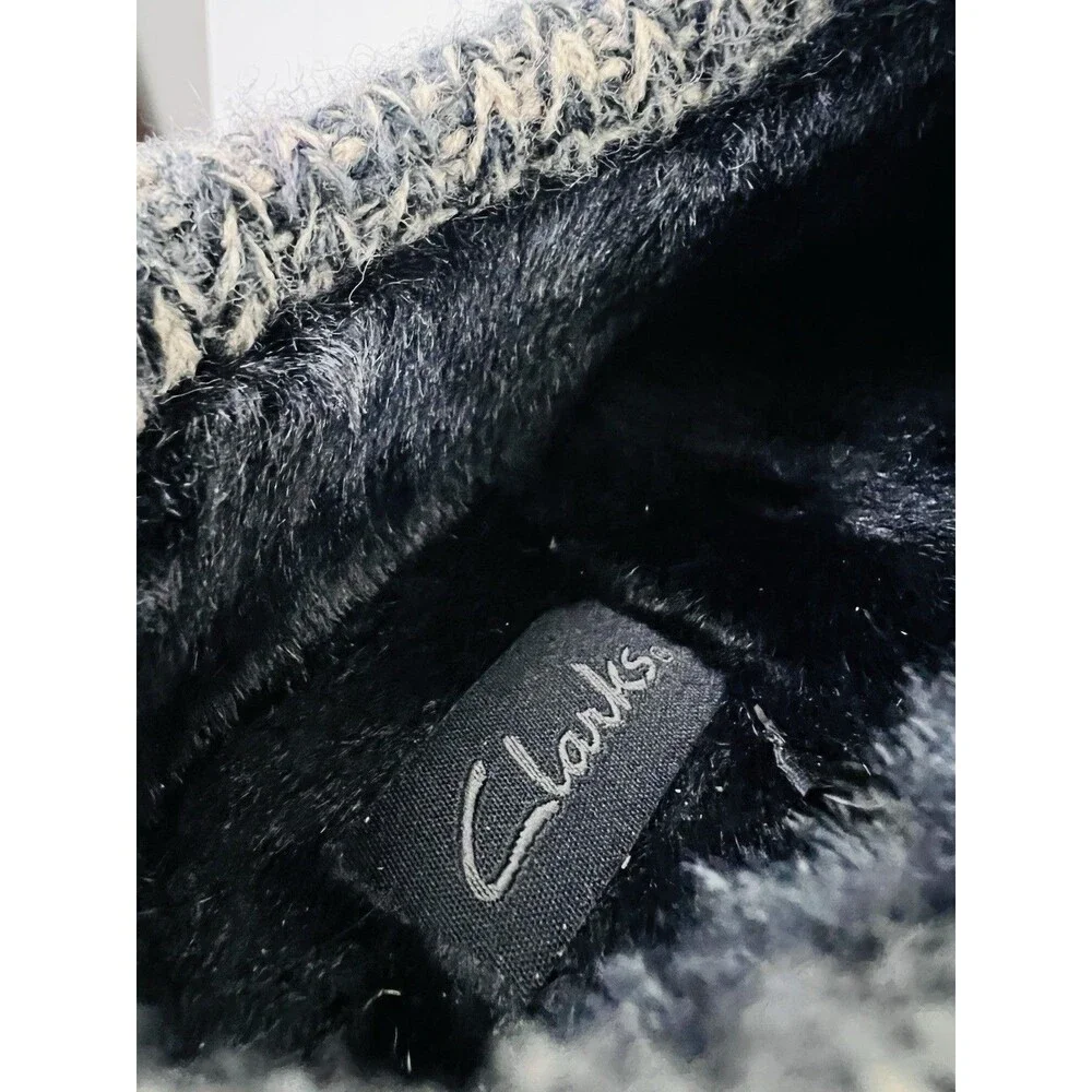 Clarks Black Suede Sweater Clogs Comfort Slippers Knit Collar Button Accent 9M